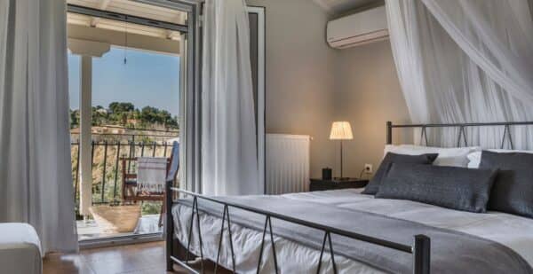 Main Signature Bedroom Dogma Maisonette Lixouri Kefalonia